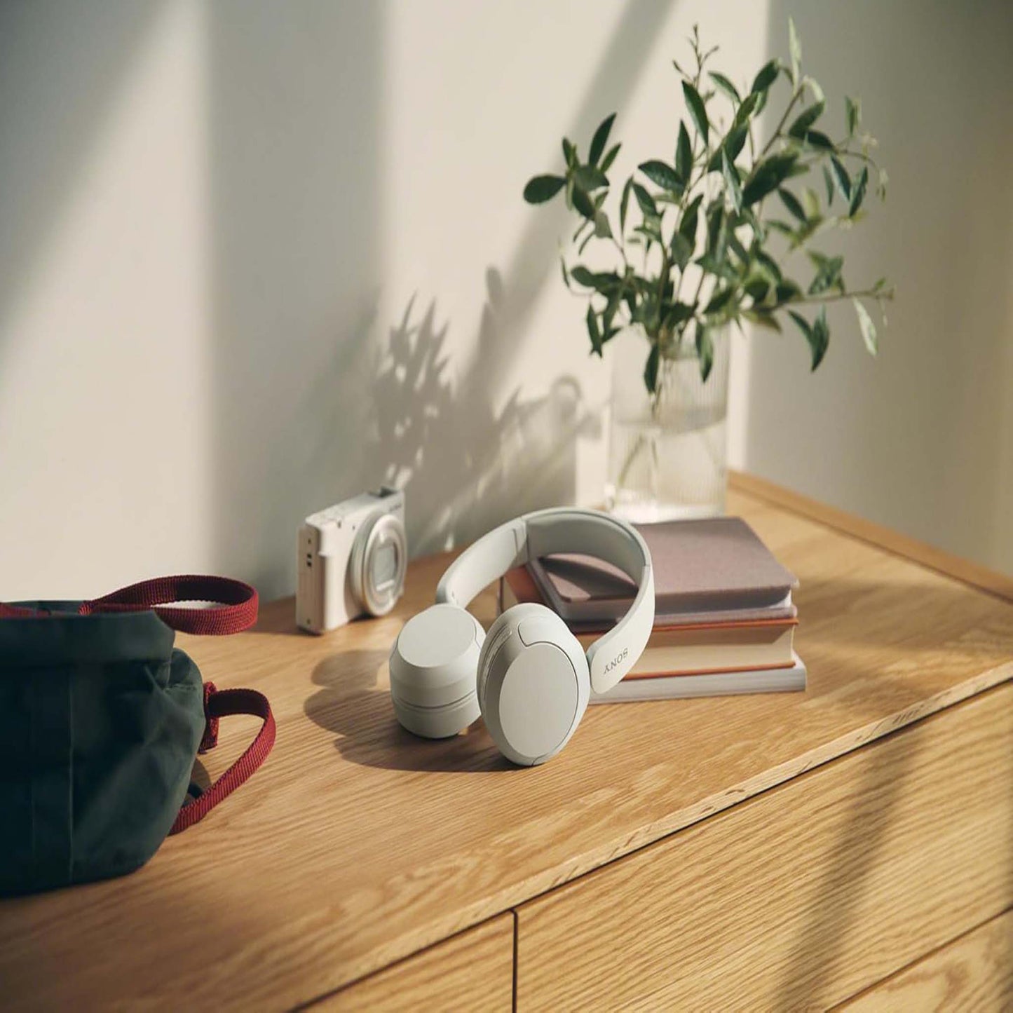 Sony WH-CH520 Bluetooth Wireless Headphones – Crisp Audio, All-Day Comfort